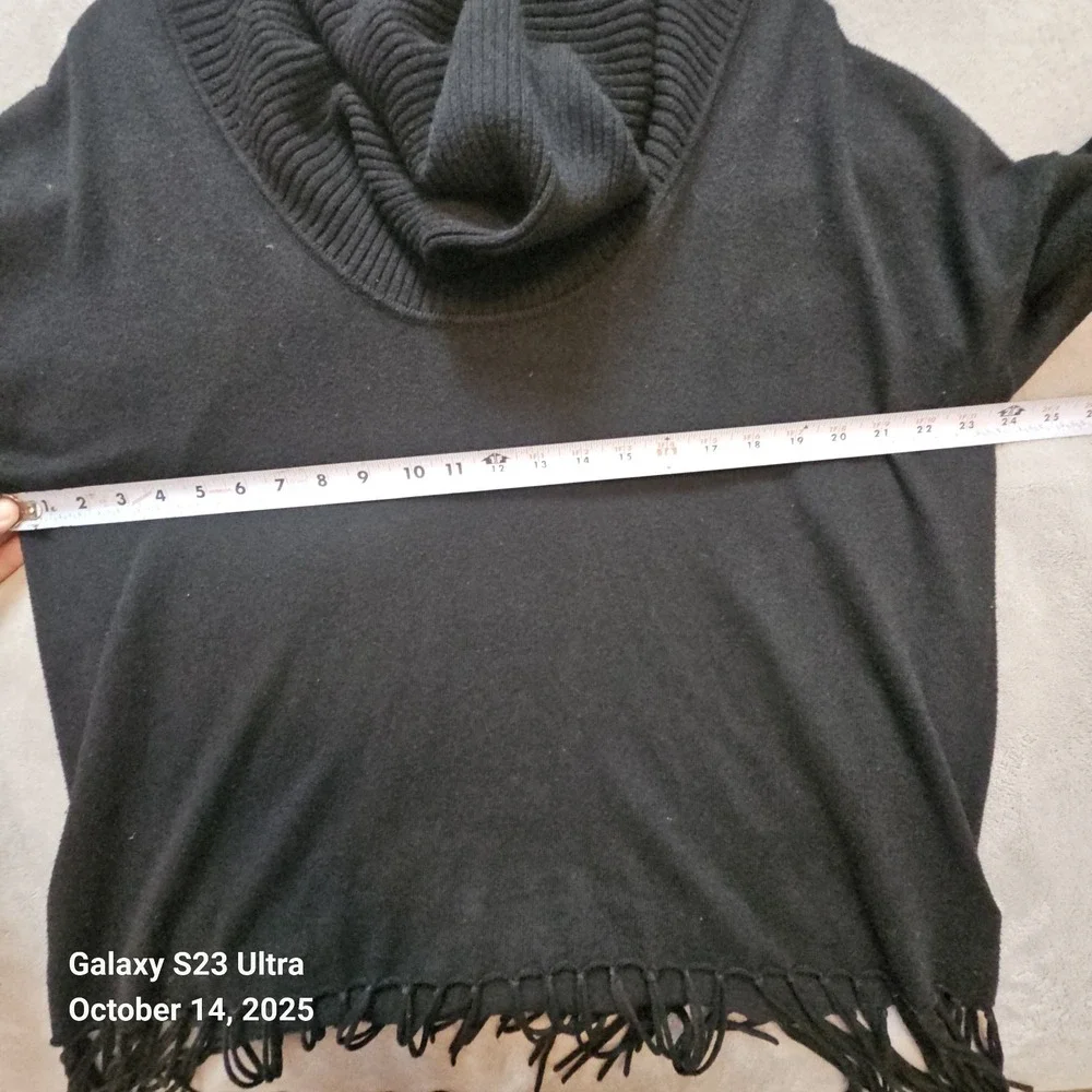 Michael Kors Women's Turtleneck‎ Sweater Bottom Fringe Size Large Black